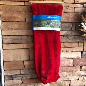 Columbia Red Plush Fleece Throw Blanket NWT